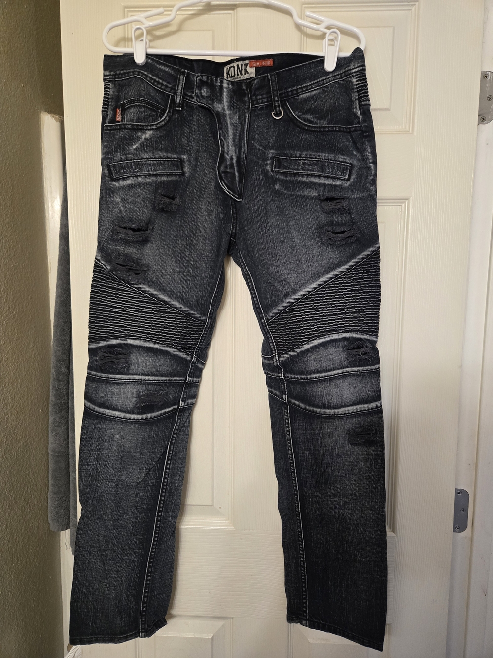 KDNK Men's Distressed Moto Jeans - Black Wash